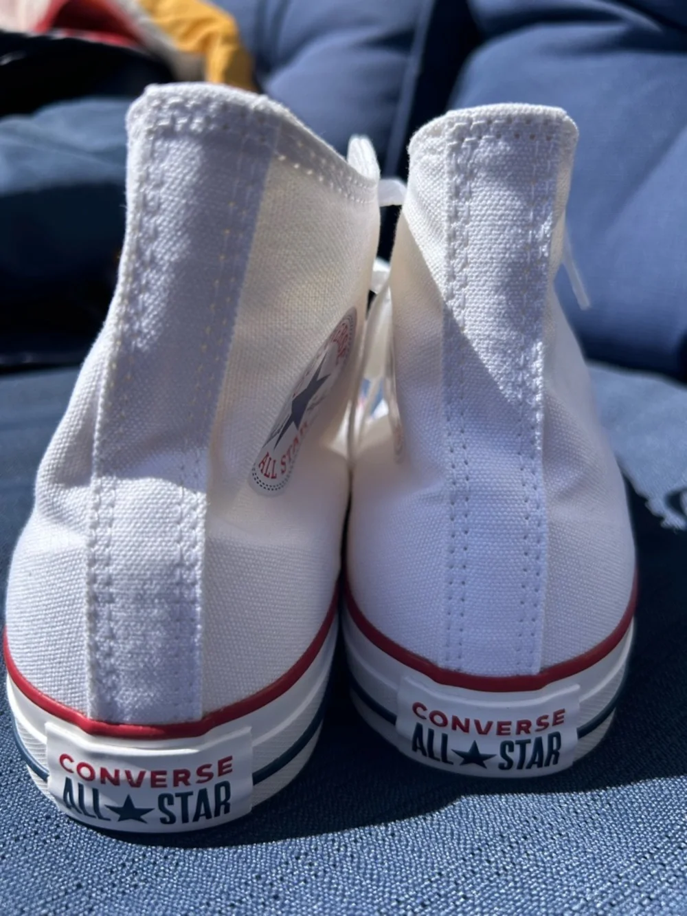 CONVERSE CTAS Chuck Taylor All Star Hi Sneaker M6 W8 WIDE WIDTH Optic NIB - Picture 4 of 12